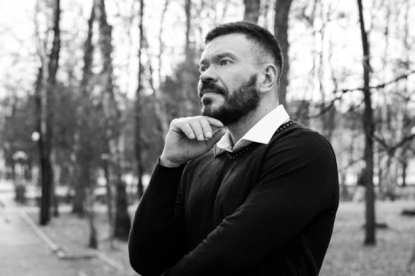 Режиссер и актер сериала «Шаманка» Василий Заржецкий умер в 43 года