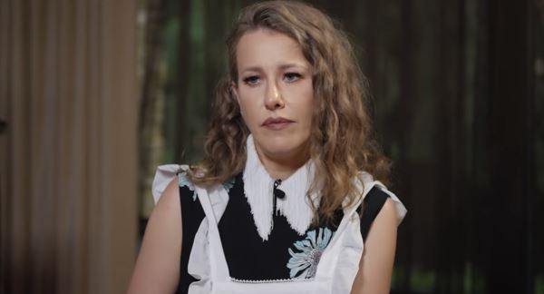 «Молодые актрисы в театре, понимаете?»: Собчак призналась, что боится измены мужа Константина Богомолова