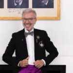 Скончался бывший креативный директор Guerlain Оливье Эшодмезон