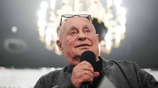 «Мы на фронте»: Розовский хочет видеть своим преемником человека из театра