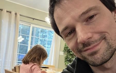 Данила Козловский ответил на обвинения Ольги Зуевой в неуплате алиментов: «Я очень люблю свою дочь»
