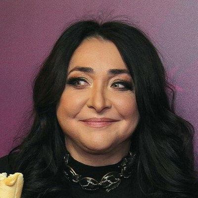 Обзор: «Лолита: Провокатор номер один. Отравление мужем, роман с бандитом и 40 лет хитов»