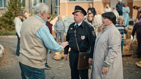 Детектив хорошего настроения: о чем новый сериал Пятого канала «Далеко до Москвы»