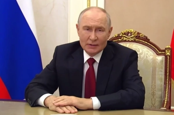 Путин посоветовал россиянину сделать жене подарок на сэкономленные деньги